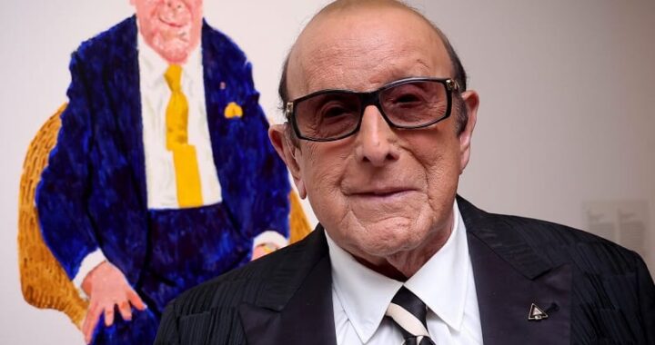 Clive Davis: The Architect Behind Music’s Golden Era with a Net Worth of $850 Million